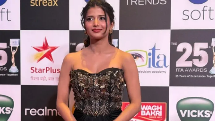 Yeh Rishta Kya Kehlata Hai Star Samridhii Shukla Keeps It Classic And Classy At ITA Awards