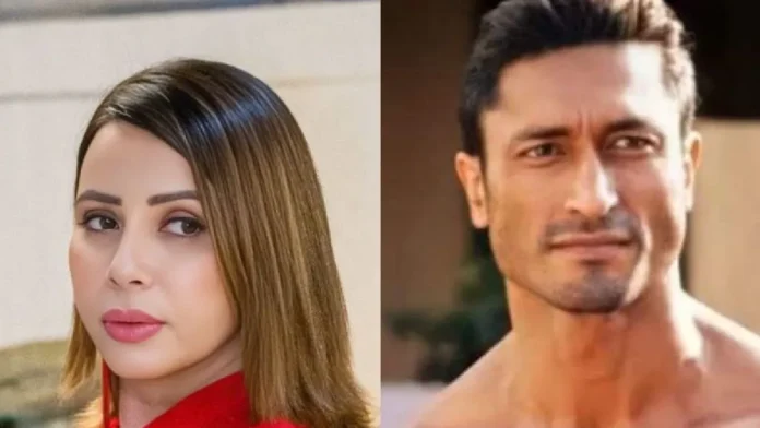 Rozlyn Khan slams Vidyut Jammwal over naked stunt says being naked not daring